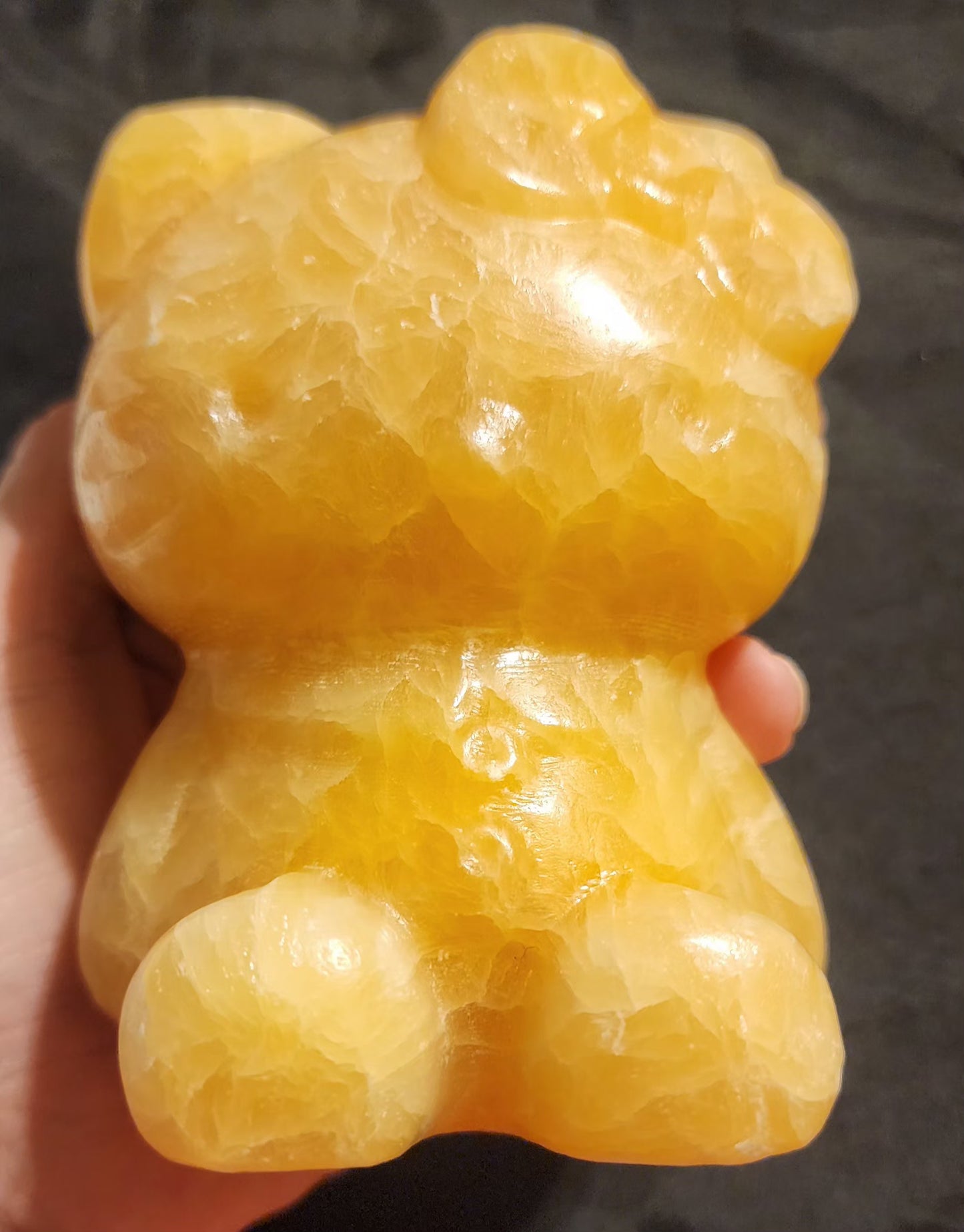 Yellow calcite hello kitty