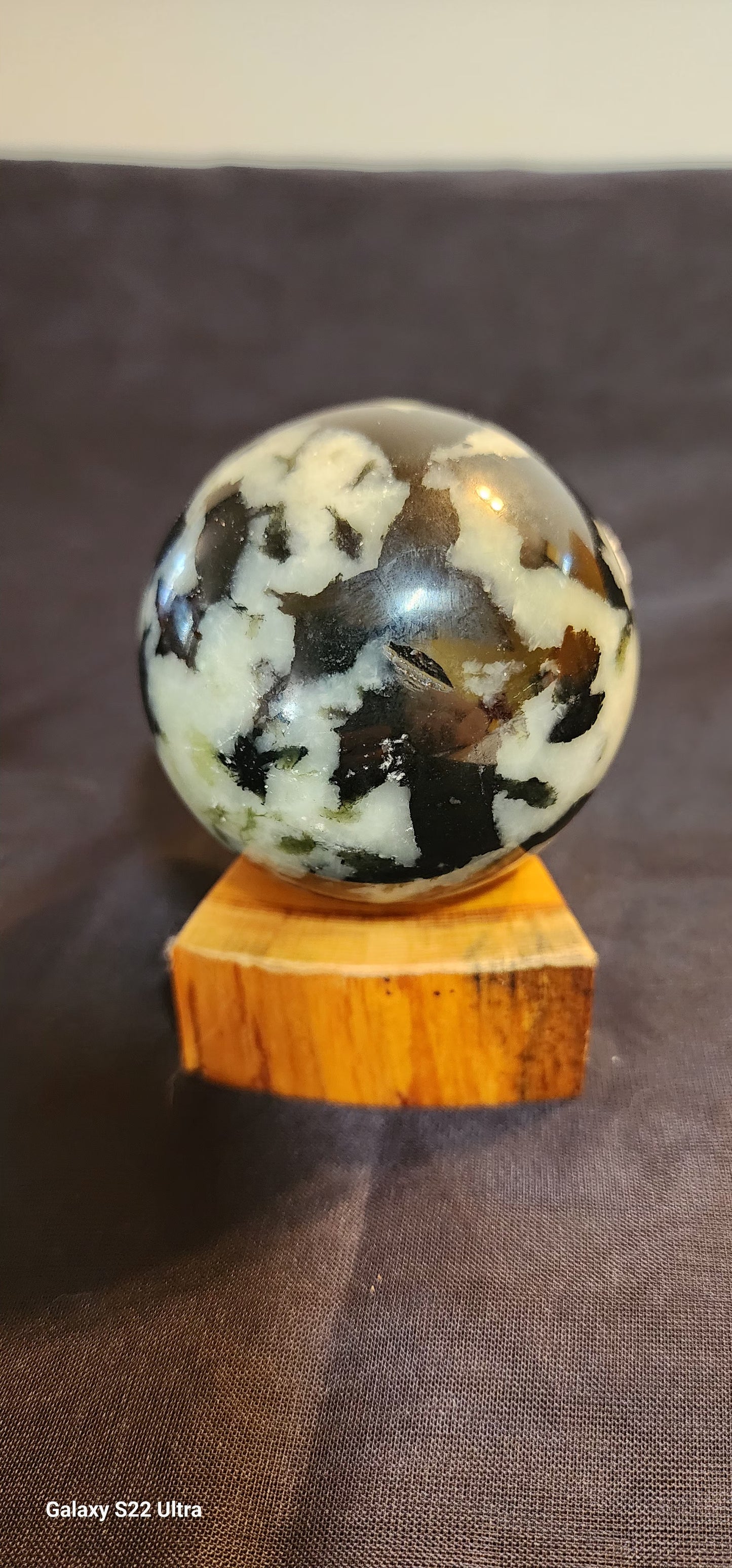 Black and White Jade