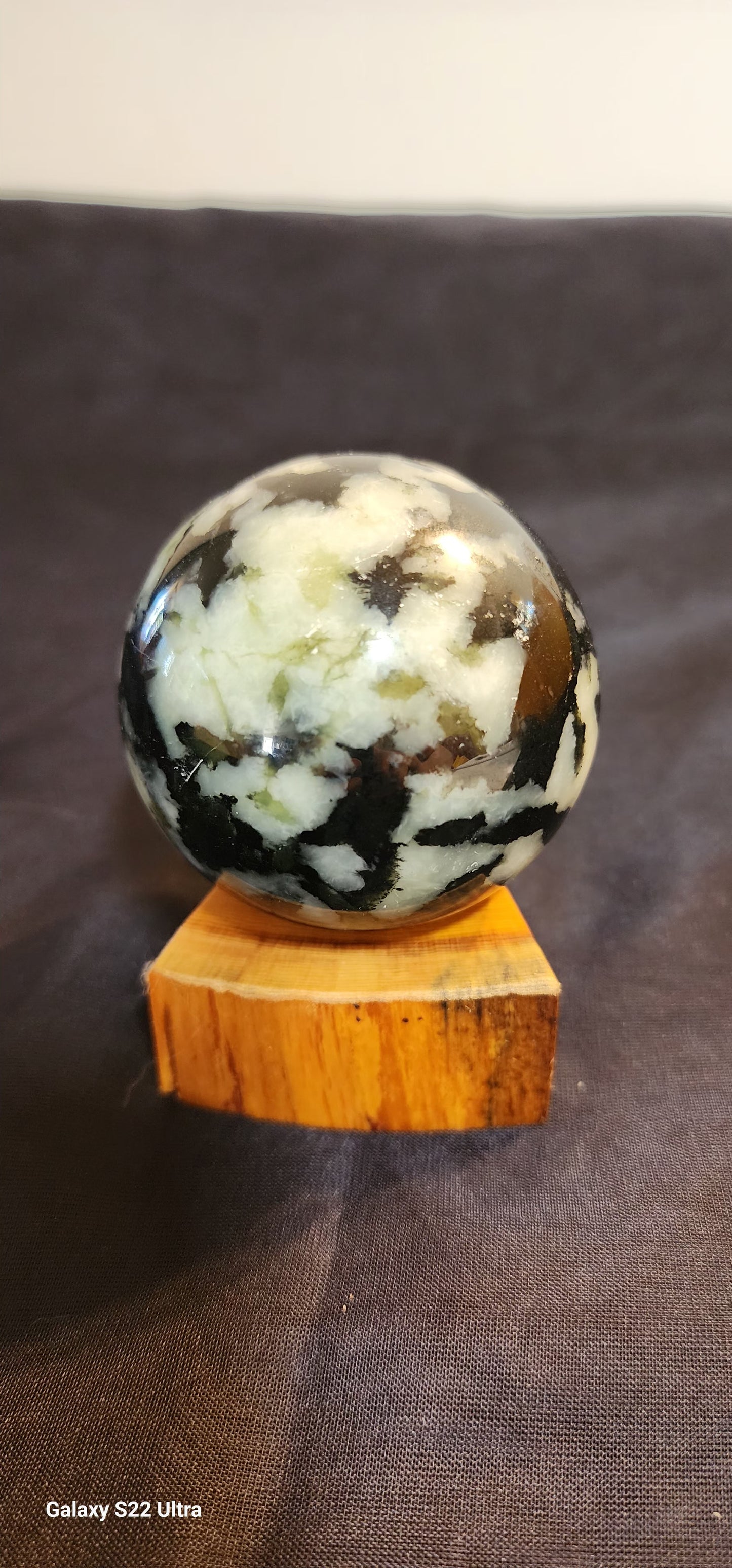 Black and White Jade